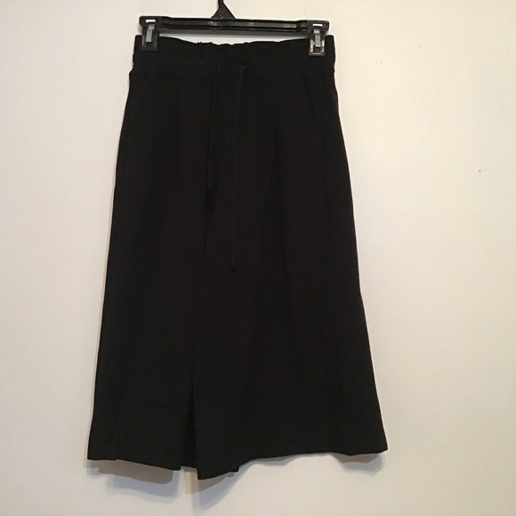 Aritzia The Group Babaton Wide Leg Crop Pant Black - Picture 4 of 6